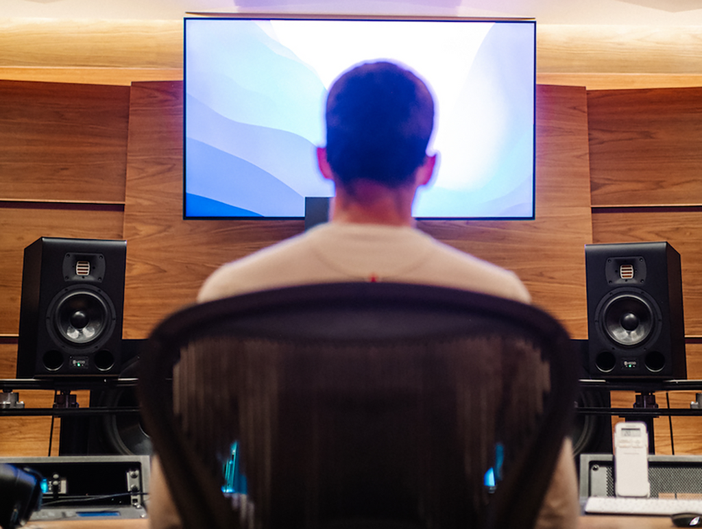Giveaway: Win a Pair of TYPE 07 Monitors